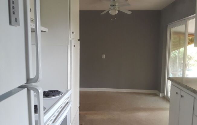 Cozy 2/1 Duplex  - College Park