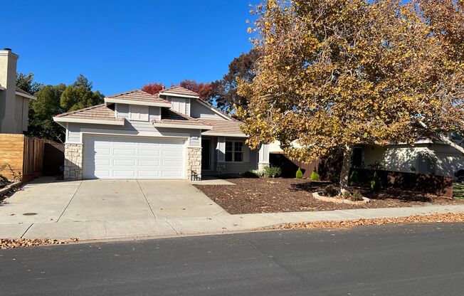 A truly rare and stunning Brentwood single-story rental opportunity! Nearly 1700 square feet! Beautiful neighborhood close to walking trails, aquatic park, schools & shopping! Newer paint, sharp laminate LVP flooring!
