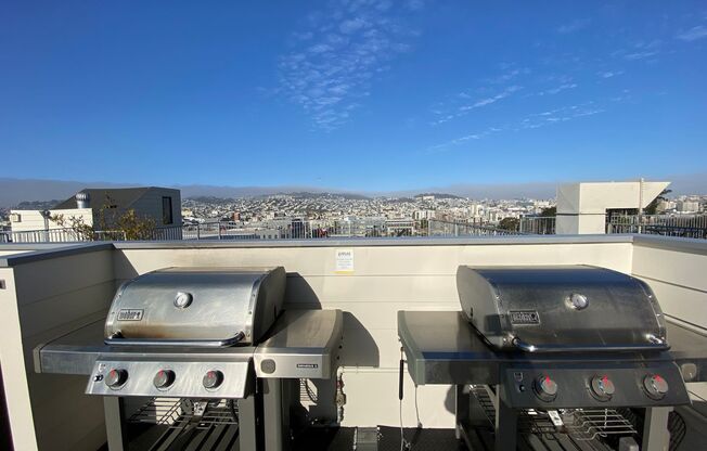 Studio, 1 bath, 370 sqft, $3,081, Unit 480 Potrero Ave, Unit 210