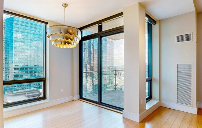 2 beds, 2 baths, 1,318 sqft, $6,400, Unit U2203