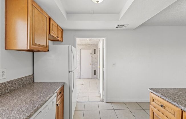 2 beds, 2 baths, 922 sqft, $1,245, Unit Van Dyke Unit D