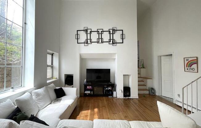 3401 RIVERDALE AVE