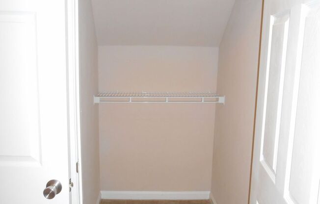 3 beds, 2 baths, 1,447 sqft, $1,524, Unit 0505