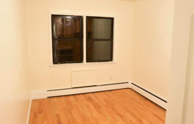 87 29 58 AVE