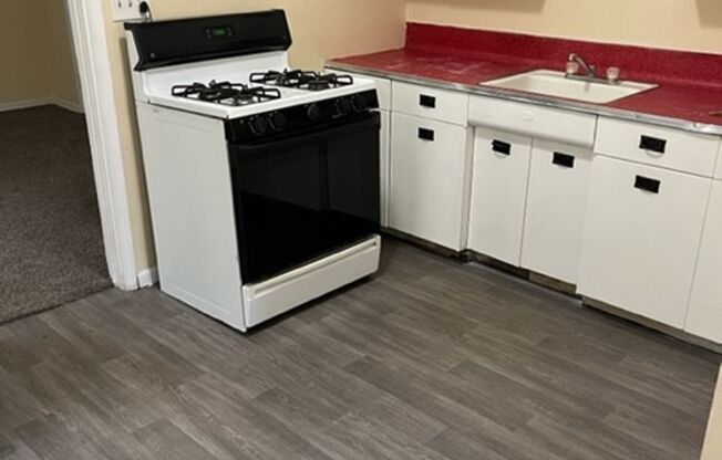 Ranch Style Apartment for rent Northwest Rockford