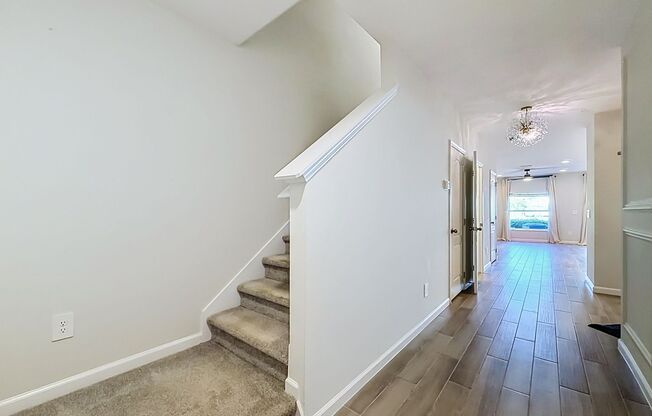 3 beds, 2.5 baths, $2,250