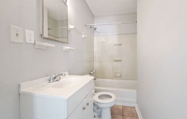 341 N 42 ST