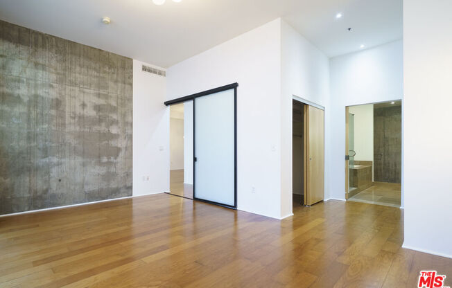 2 beds, 3 baths, 1,950 sqft, $6,500, Unit PH 3