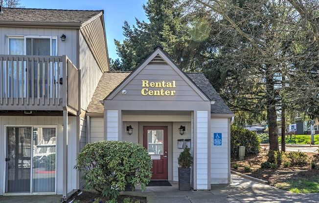 FOX HOLLOW APARTMENTS