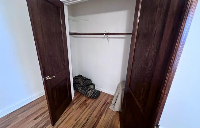 Studio, 1 bath, 400 sqft, $865, Unit 304