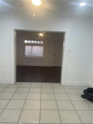 1 bed, 1 bath, 2,928 sqft, $2,600