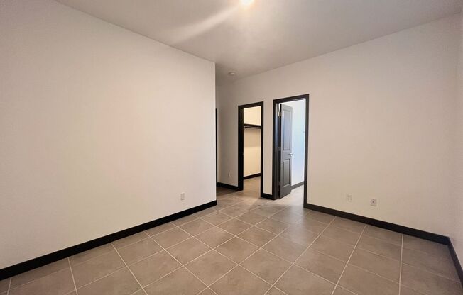 Mission Valley 3 Bedroom 2.5 Bath Townhome