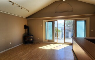 1 bed, 1 bath, 500 sqft, $1,800, Unit 2