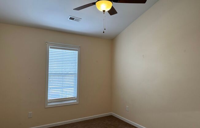 3 Bedroom Townhome in Wakefield
