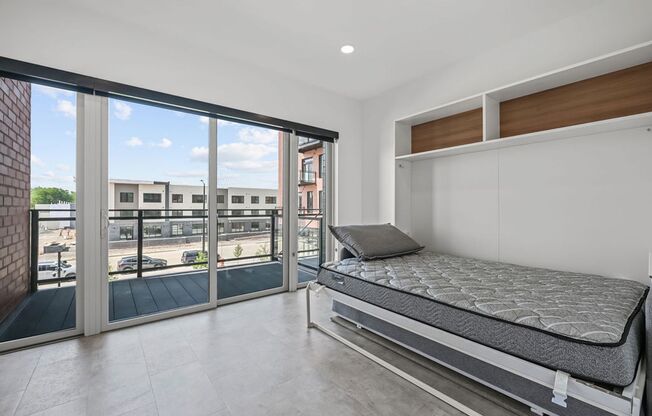 Studio, 1 bath, 380 sqft, $1,295, Unit 314