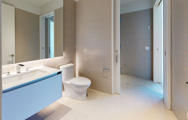 2 beds, 2.5 baths, 2,802 sqft, $18,995, Unit PH15