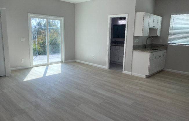778 CYN PT LN