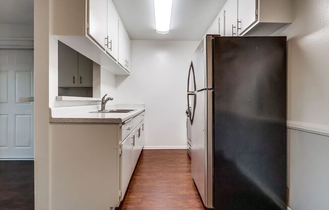 Studio, 1 bath, 404 sqft, $1,795, Unit 29-D