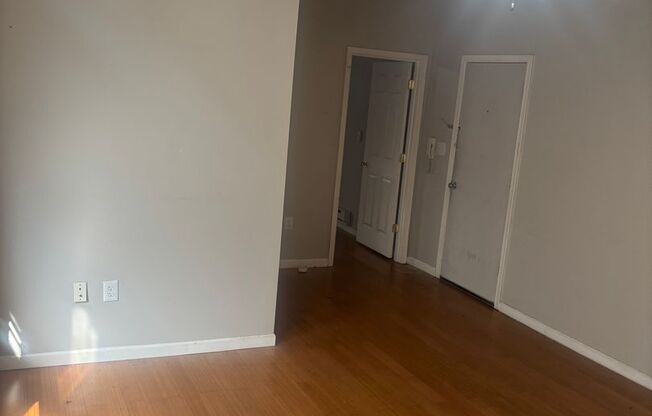 1 bed, 1 bath, $1,150, Unit Unit 1A