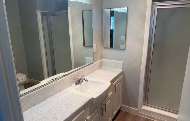 2 beds, 2 baths, 1,000 sqft, $2,595, Unit B69