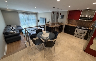 44 BROADLAWN PARK
