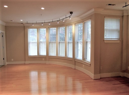 2 beds, 2 baths, 900 sqft, $4,075, Unit 101