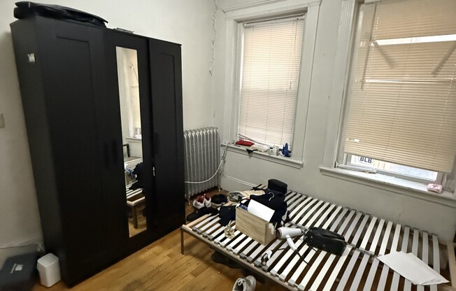 1 bed, 1 bath, $2,600, Unit 8