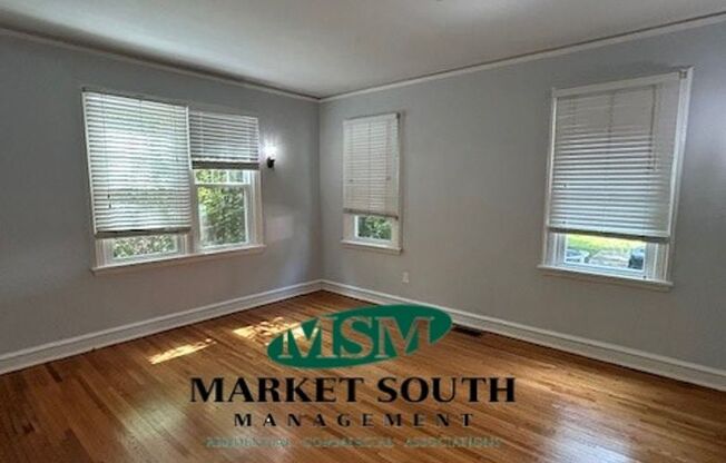 3 beds, 1 bath, $1,925, Unit Lower