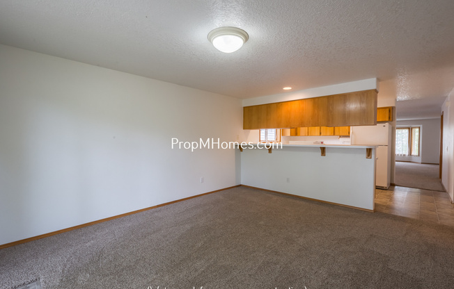 3 beds, 2 baths, $2,429