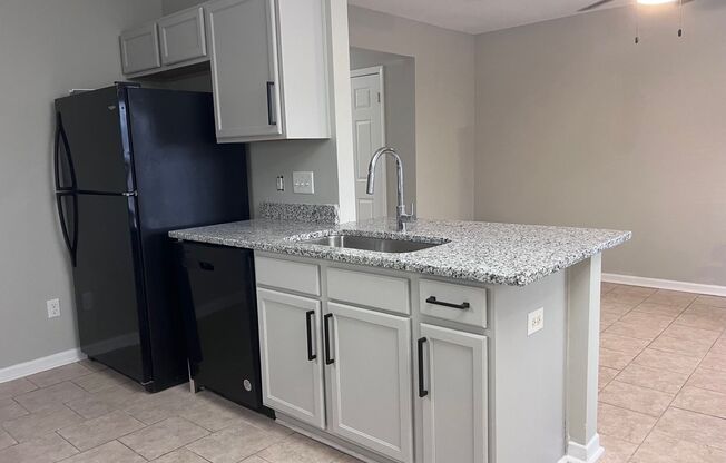 3 Bedroom 3 Bathroom Townhouse!