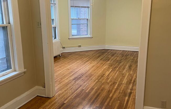 Studio, 1 bath, 475 sqft, $829, Unit 207