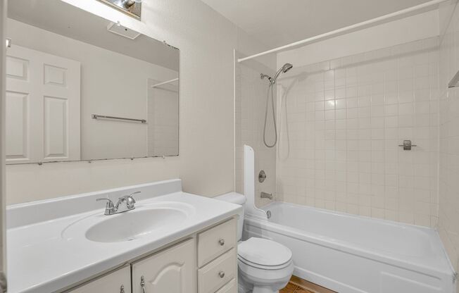 #165 RIVERVIEW APARTMENTS