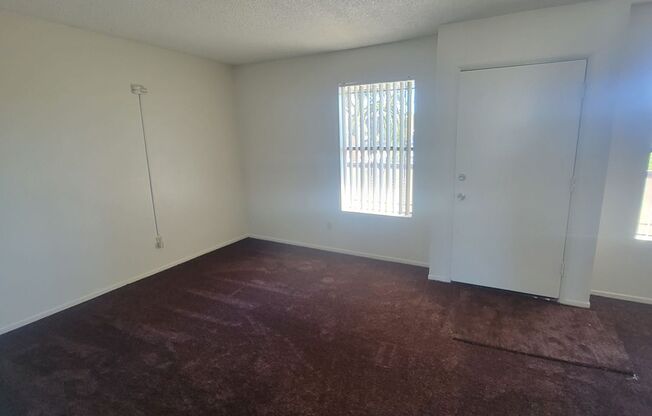 2 beds, 1 bath, $1,795, Unit 9