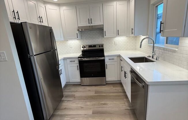 Bir - 906 E. 4th Av.