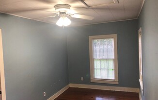 1 bed, 1 bath, $1,100