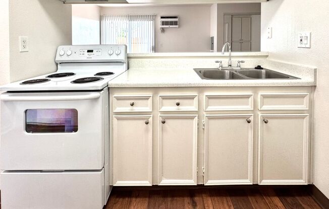 Lake Meadows Apartments