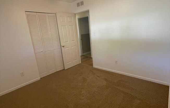 3 beds, 1 bath, $1,460