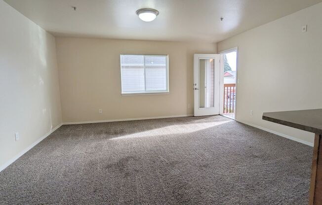3 beds, 2 baths, 1,180 sqft, $1,585, Unit E304