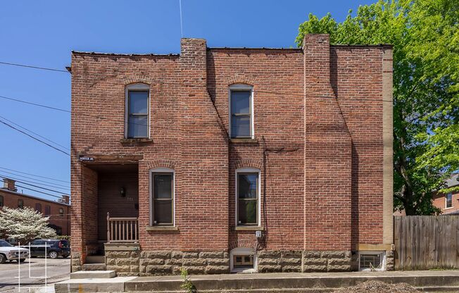 751-753 Hunter Ave