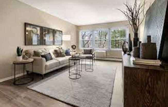 5621 MINNETONKA BLVD