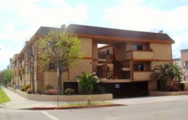 VAN - Van Nuys Apartments