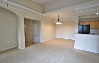 SPACIOUS 2 bed 2 bath Hunters Creek CONDO WITH GARAGE!