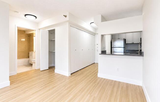 4-74 48th Ave