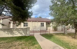 Beautiful WEST Side Town Home in Pinecliff