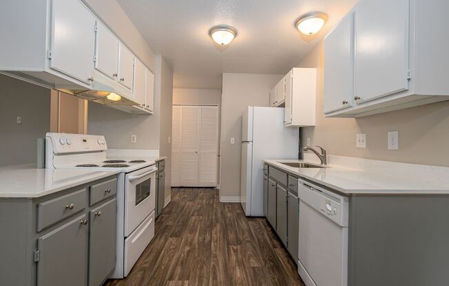 2 beds, 1 bath, 800 sqft, $1,545, Unit 306A