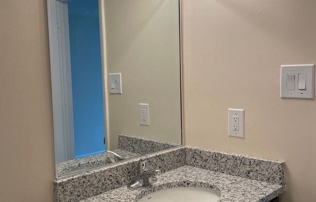 3 beds, 2 baths, 1,152 sqft, $2,350, Unit 14201 #104