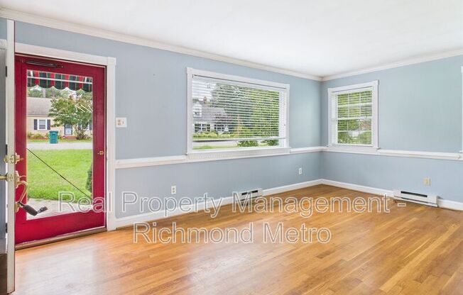 1109 DINWIDDIE AVE