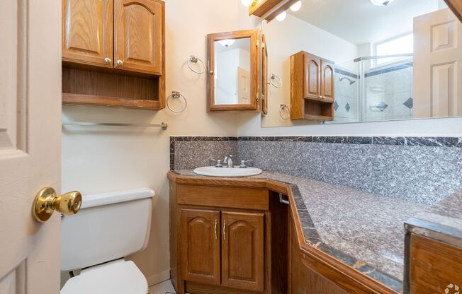 2 beds, 1 bath, 625 sqft, $1,595, Unit 315