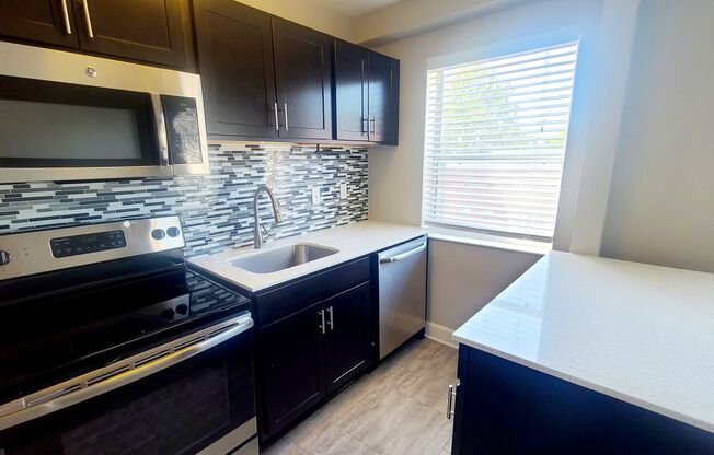 1 bed, 1 bath, 611 sqft, $1,200, Unit 1311-301