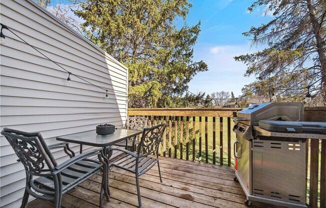 3 Bedroom 2 Bath Townhome with 2 Ensuite Bedrooms plus 2-Car Garage, Deck, Pets OK!